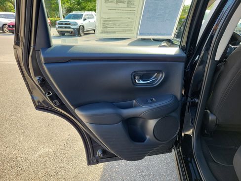 Used 2024 Honda HR-V LX image 14