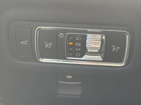 New 2026 Lincoln Nautilus Reserve AWD/4WD image 32
