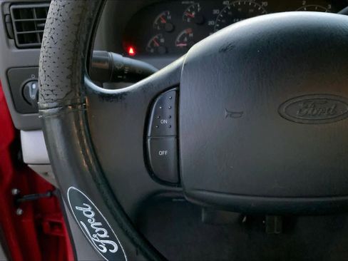 Used 2001 Ford F250 XLT AWD/4WD image 22