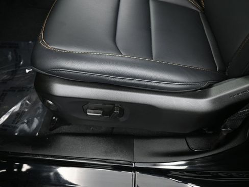 Used 2024 Jeep Gladiator Sport w/ Premium Package image 13