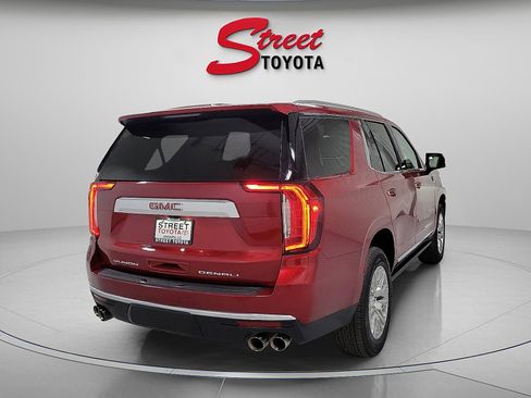 Used 2023 GMC Yukon Denali image 4
