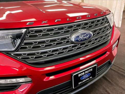 Used 2023 Ford Explorer XLT w/ Equipment Group 202A image 30