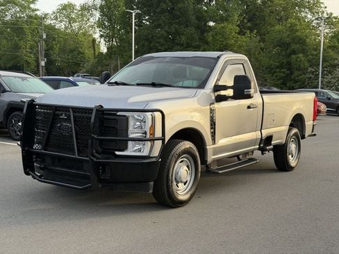 Used 2024 Ford F250 XL RWD image 7
