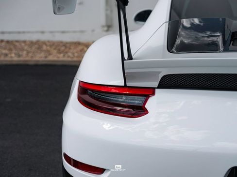 Used 2018 Porsche 911 GT2 RS RWD image 36