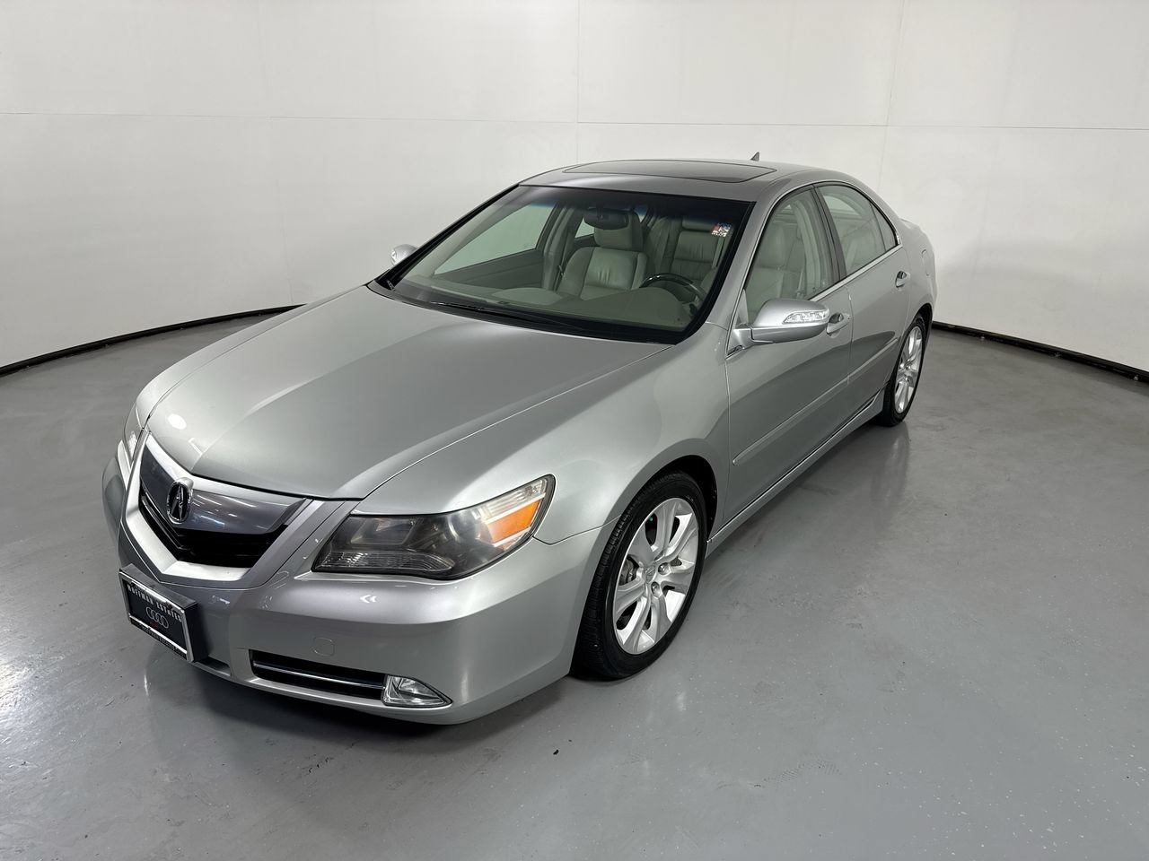 Used 2010 Acura RL w/ Technology Package AWD/4WD image 22