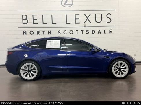 Used 2022 Tesla Model 3 Long Range AWD/4WD image 3