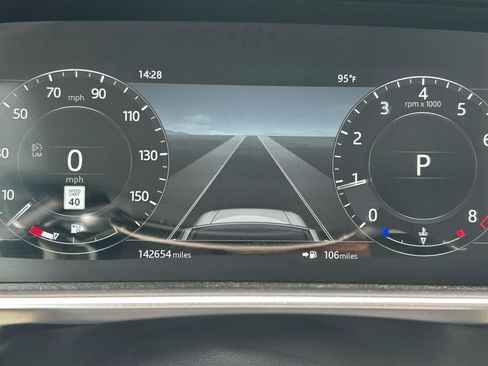 Used 2018 Land Rover Range Rover HSE AWD/4WD image 32