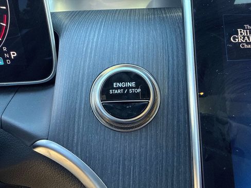 Certified 2025 Mercedes-Benz GLC 350e 4MATIC image 31