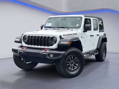 Used 2024 Jeep Wrangler Unlimited Rubicon w/ XTREMEE 35" Tire Package AWD/4WD image 2