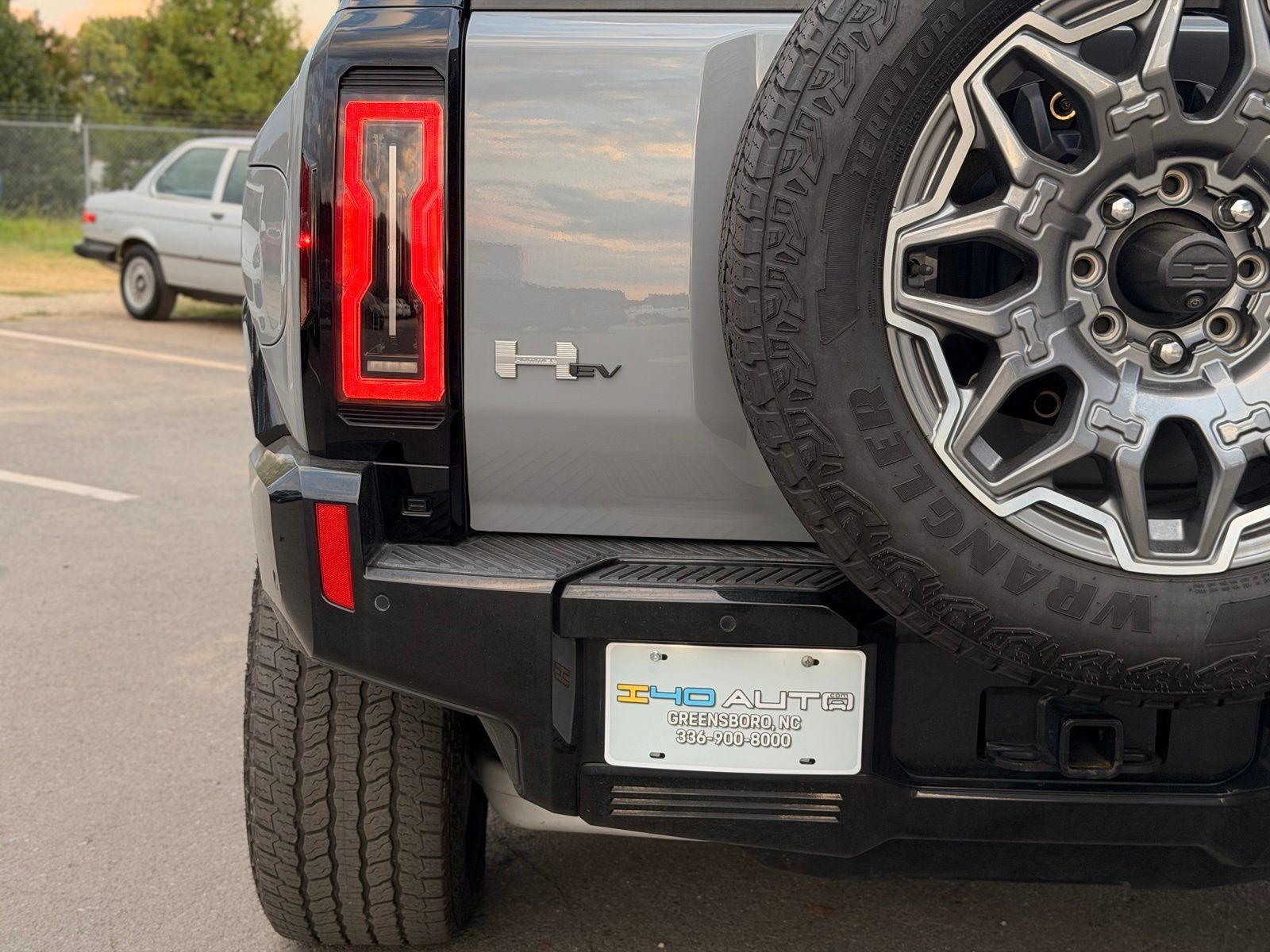Used 2024 GMC Hummer EV 3X AWD/4WD image 13
