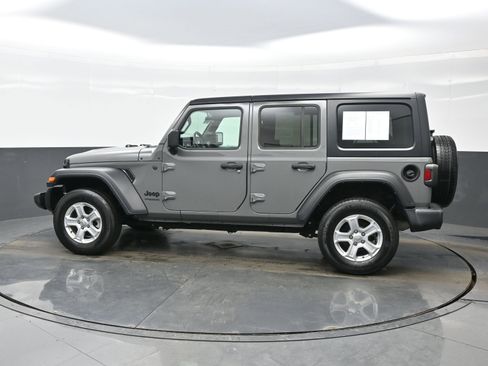 Used 2022 Jeep Wrangler Unlimited Sport S image 3