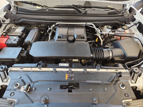 New 2025 GMC Canyon Elevation w/ Convenience Package image 37