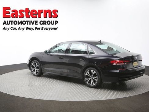 Used 2022 Volkswagen Passat 2.0T SE image 63