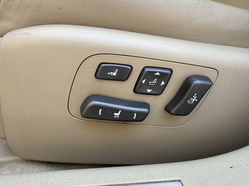 Used 2007 Lexus LS 460 RWD image 21