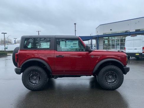 New 2025 Ford Bronco Base w/ Sasquatch Package image 7