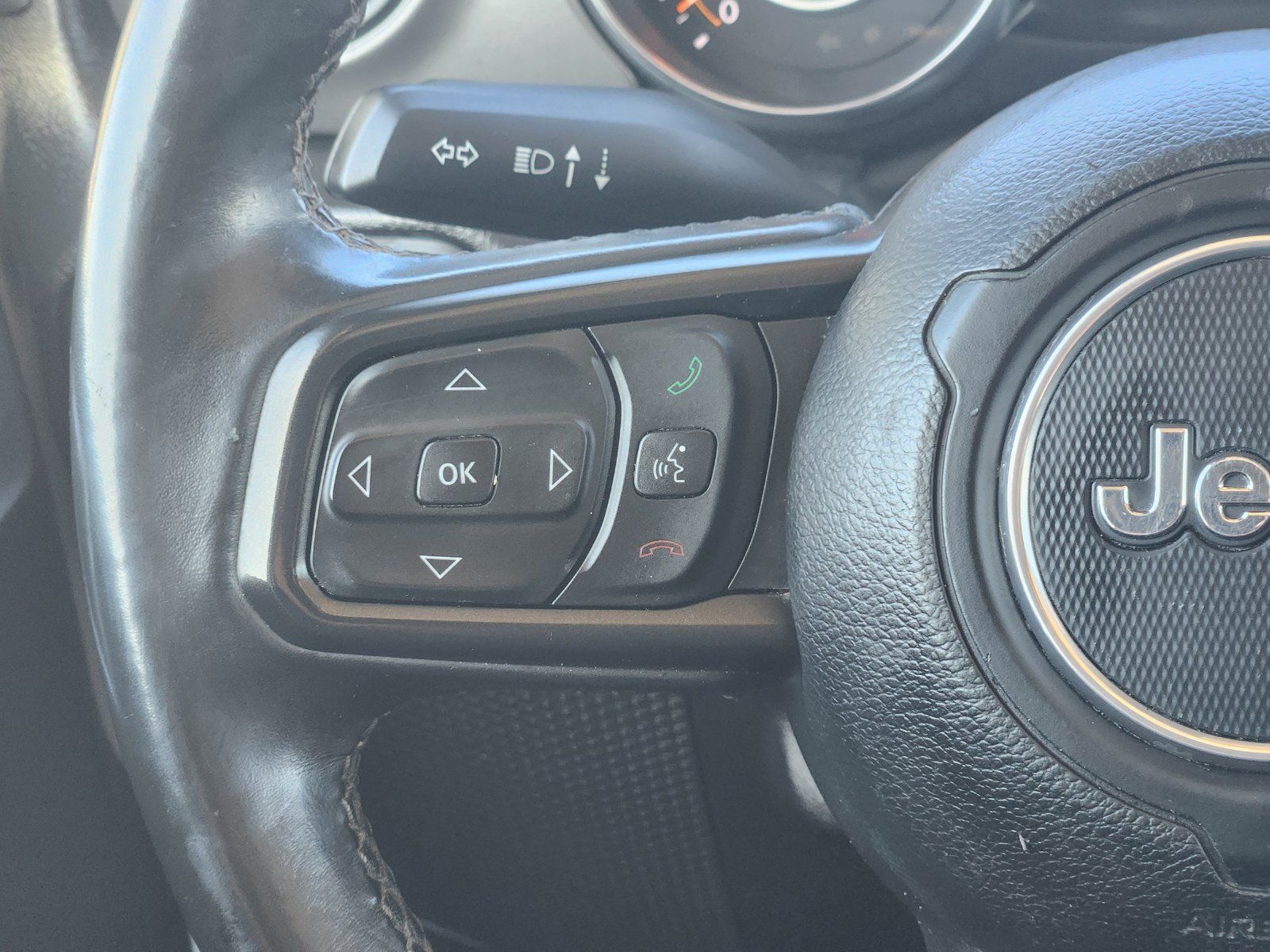 Used 2022 Jeep Gladiator Sport AWD/4WD image 31