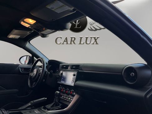 Used 2022 Toyota GR86 Premium image 14