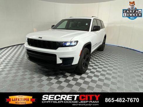 Used 2023 Jeep Grand Cherokee L Laredo AWD/4WD image 3