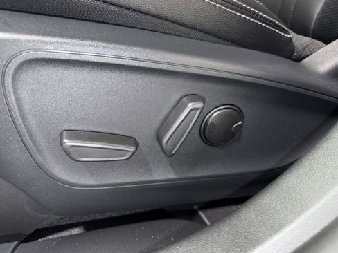 New 2026 Ford Escape SE w/ PHEV Premium Package image 15