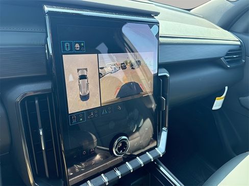 New 2025 GMC Acadia AT4 w/ LPO, Floor Liner Package image 19