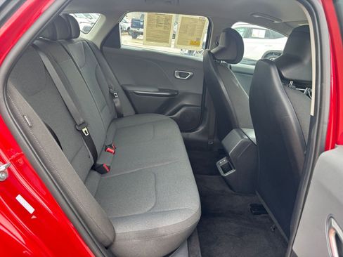 Used 2025 Kia K4 LXS image 24