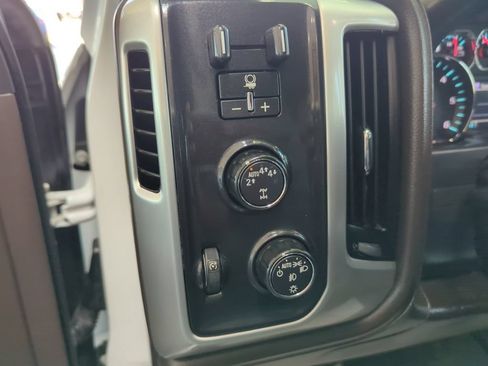 Used 2018 GMC Sierra 1500 SLT w/ SLT Premium Package AWD/4WD image 16