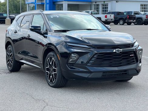 Certified 2024 Chevrolet Blazer RS w/ LPO, Floor Liner Package AWD/4WD image 49