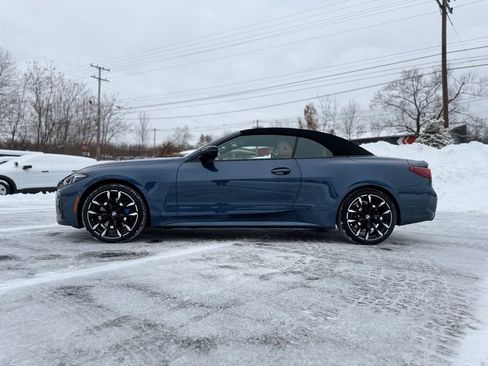 Certified 2025 BMW 440i xDrive Convertible w/ Premium Package image 4