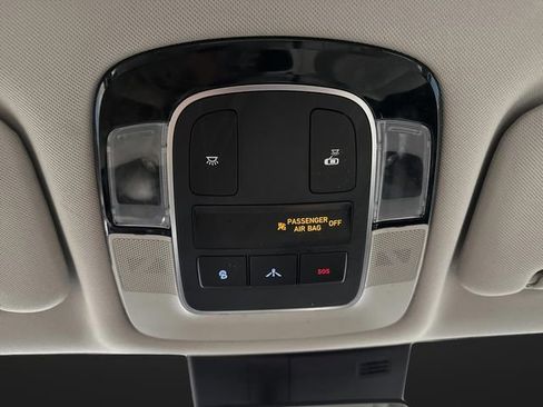 Used 2022 Hyundai Sonata Limited image 25