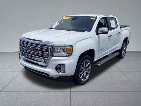 Used 2022 GMC Canyon Denali RWD image 2