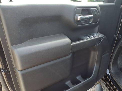 Used 2021 Chevrolet Silverado 1500 Custom w/ Rally Edition AWD/4WD image 7