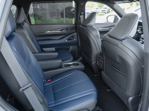 Certified 2026 INFINITI QX60 Sport w/ Dark Cargo Package AWD/4WD image 35