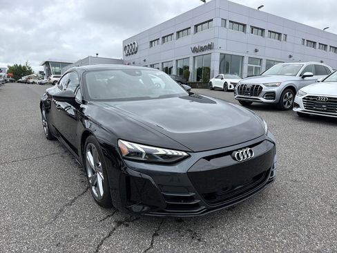 Certified 2024 Audi e-tron GT Prestige w/ Prestige Package AWD/4WD image 1
