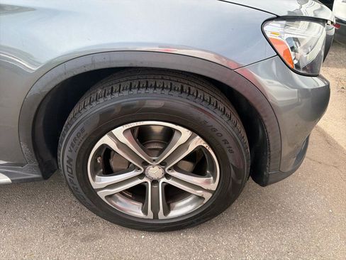 Used 2016 Mercedes-Benz GLC 300 4MATIC image 4