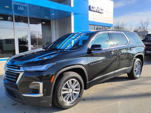 Used 2023 Chevrolet Traverse LT w/ LPO, Floor Liner Package image 30