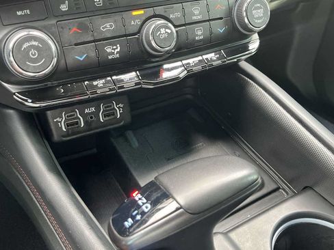 Used 2024 Dodge Durango R/T AWD/4WD image 47