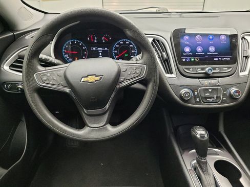 Used 2020 Chevrolet Malibu LS FWD image 22