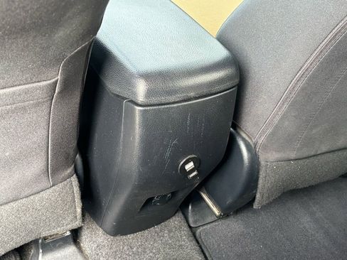 Used 2018 Toyota RAV4 XLE w/ Convenience Package image 16