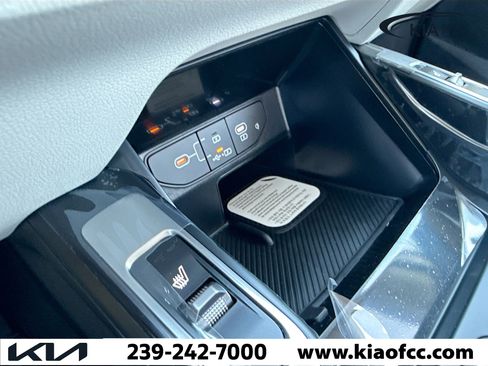 New 2026 Kia Sorento S FWD image 27