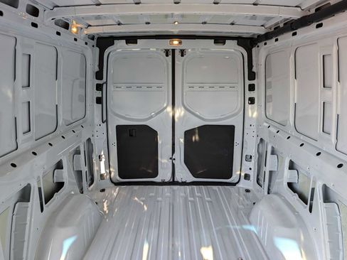 Used 2024 Mercedes-Benz Sprinter 3500 image 16