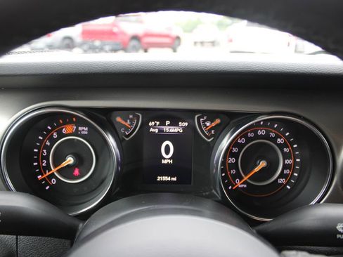 Used 2019 Jeep Wrangler Unlimited Sport S AWD/4WD image 33