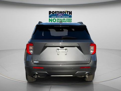 Used 2022 Ford Explorer XLT w/ Equipment Group 202A AWD/4WD image 30