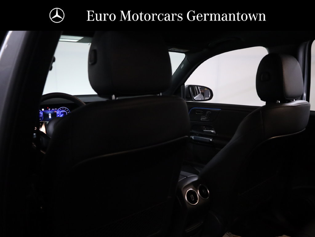 Used 2024 Mercedes-Benz EQB 300 4MATIC image 32