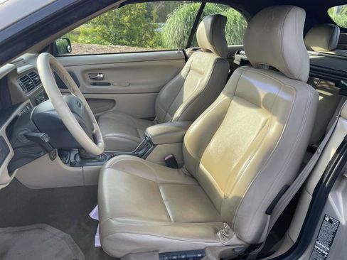 Used 2002 Volvo C70 LT FWD image 15