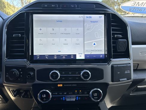 Used 2022 Ford F250 Lariat w/ Black Appearance Package image 27