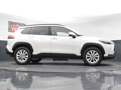 Used 2022 Toyota Corolla Cross LE w/ Black Badges Package (TMS) image 28