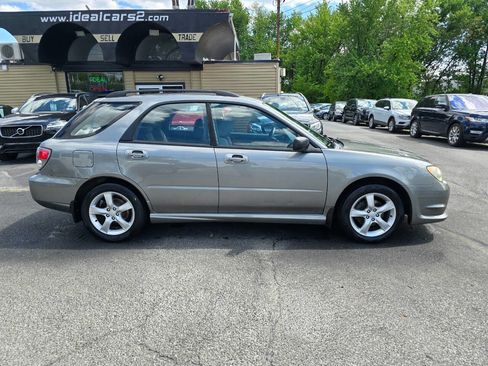 Used 2006 Subaru Impreza 2.5i AWD/4WD image 2