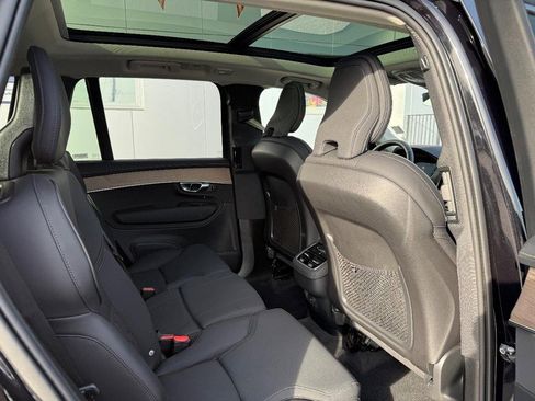 Certified 2025 Volvo XC90 B6 Plus image 11