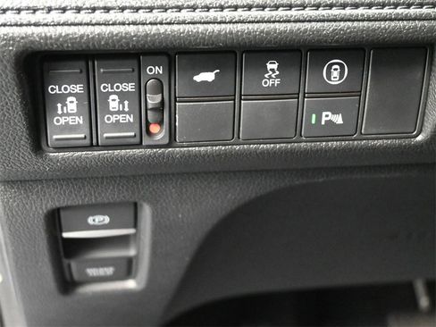 Used 2023 Honda Odyssey Elite image 6