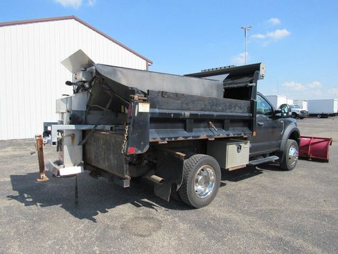 Used 2018 Ford F550 2WD Regular Cab Super Duty w/ Power Equipment Group image 3